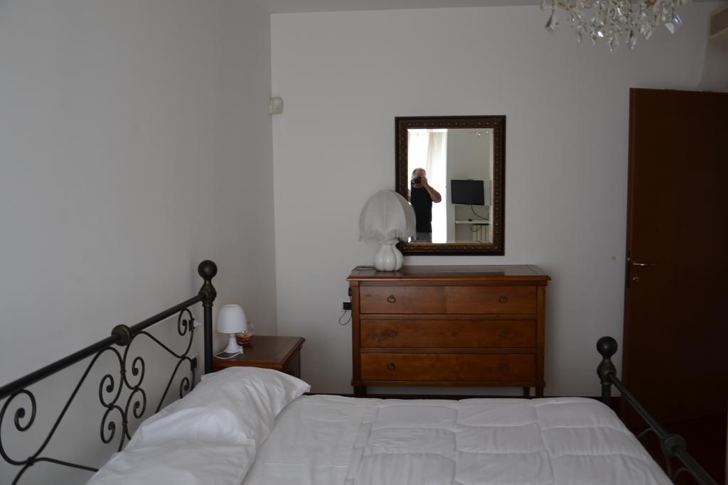 Bed & Breakfast Cesarina Boloňa Pokoj fotografie
