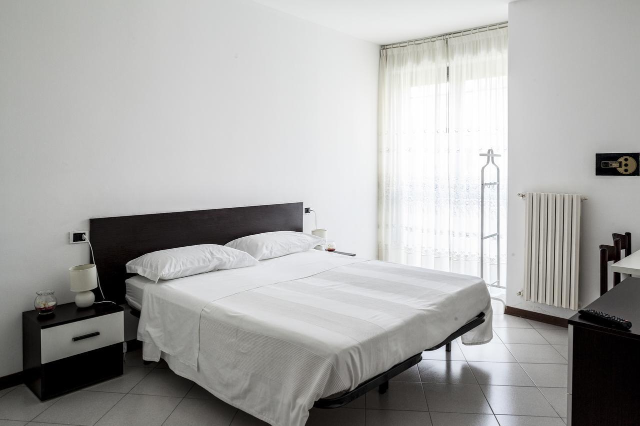 Bed & Breakfast Cesarina Boloňa Pokoj fotografie